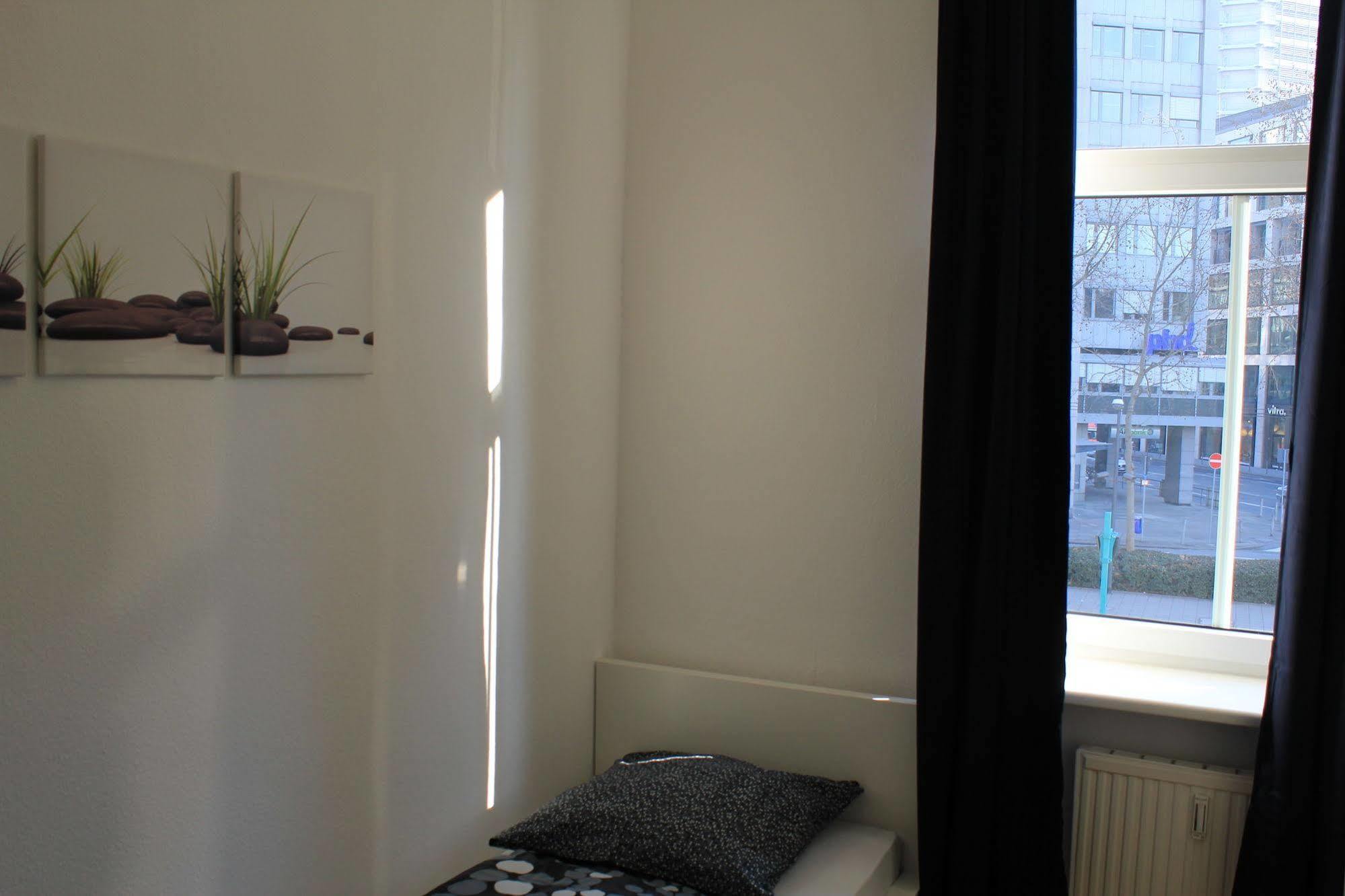 Freddapp One Hotel Frankfurt am Main ภายนอก รูปภาพ